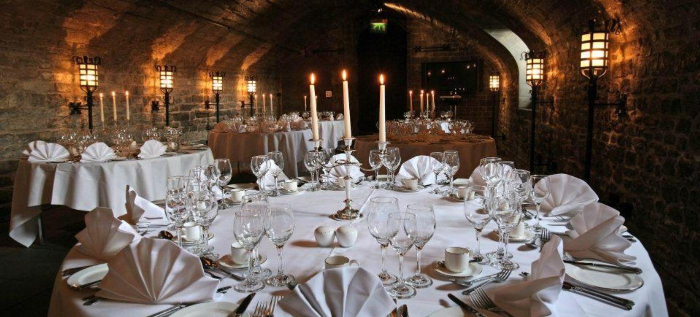 Cardiff Castle Premium Moposa Wedding Venue