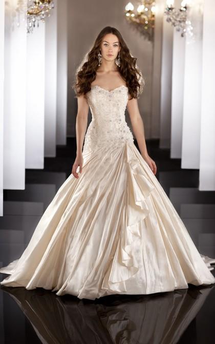 My Stuff, https://www.dressesular.com/wedding-dresses/915-exquisite-a-line-sweetheart-beadingcrystal