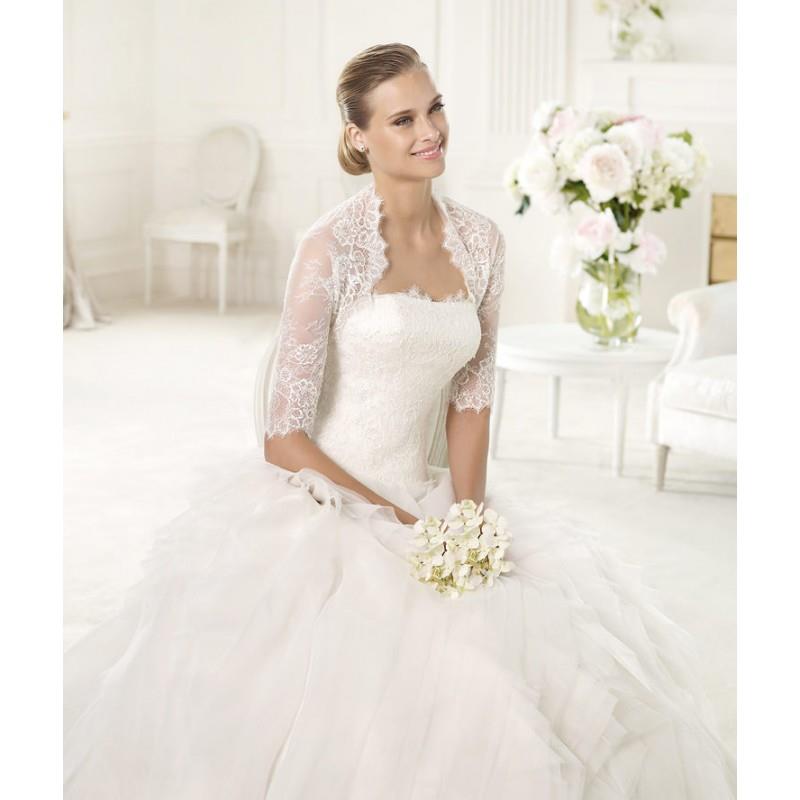 My Stuff, https://www.dressesular.com/wedding-dresses/92-honorable-ball-gown-strapless-beading-lace-