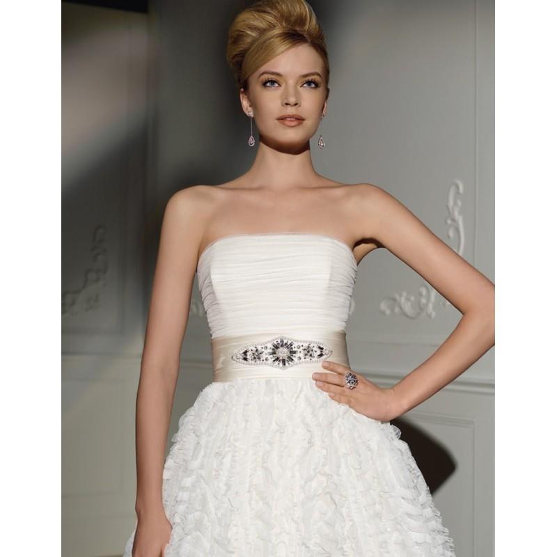 My Stuff, Novia D'Art Cameron Bridal Gown (2011) (ND10_CameronBG) - Crazy Sale Formal Dresses|Specia
