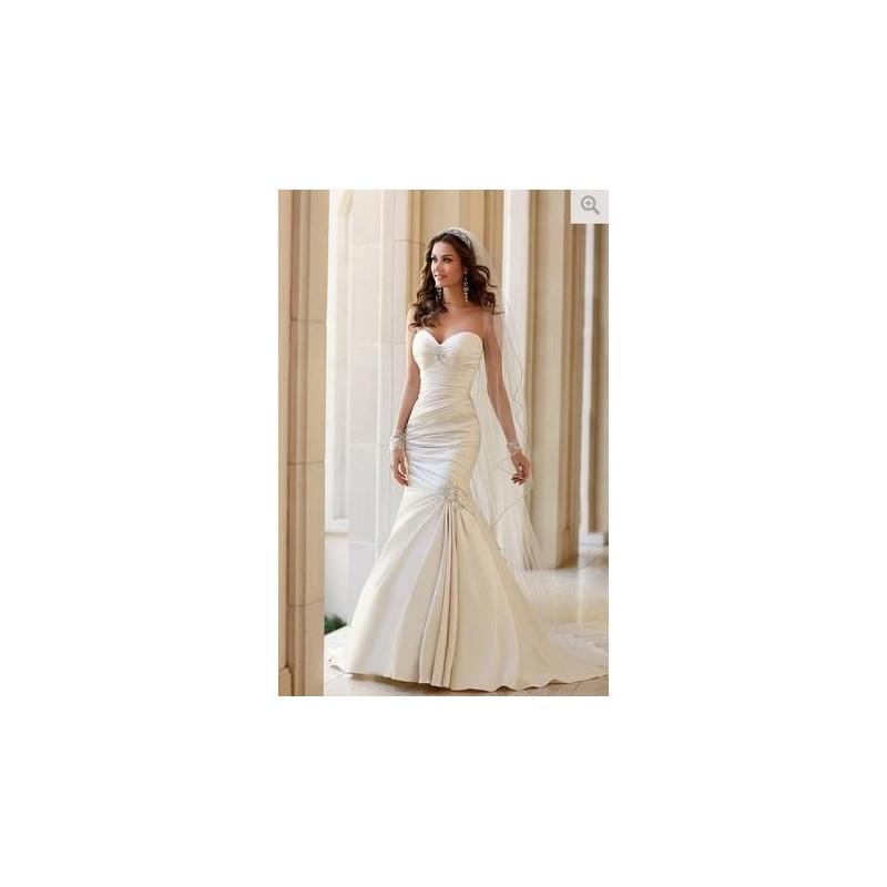 My Stuff, 5980 - Branded Bridal Gowns|Designer Wedding Dresses|Little Flower Dresses