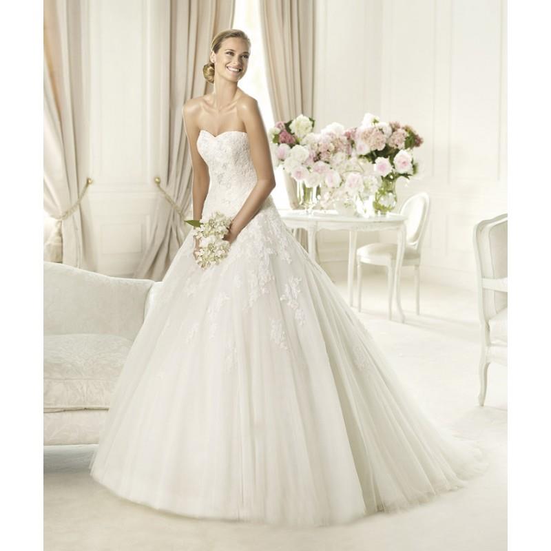 My Stuff, Exquisite A-line Strapless Appliques Lace Sweep/Brush Train Tulle Wedding Dresses - Dresse
