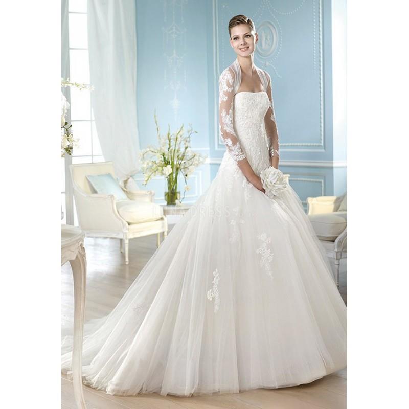 My Stuff, Glamorous Ball Gown Strapless Lace & Tulle Floor Length Wedding Dress With Appliques - Com