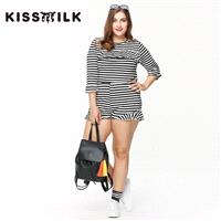2017Plus Size women's spring new fashion black and white striped wavy edges and comfortable slim fit