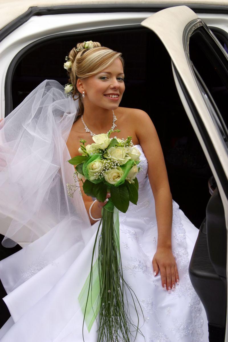Dresses, White dress and wedding car