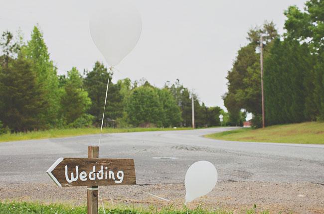 Cute details, detail, signs, wooden, rustic, balloons