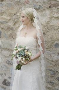 Hair & Beauty. veil, lace, wedding dress, white, long, strapless