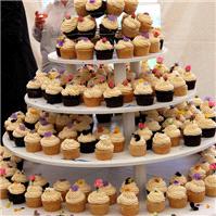 Cakes. Vegan Wedding Cakehttp://www.fitsugar.com/Vegan-Wedding-Menu-Ideas-23133698http://www