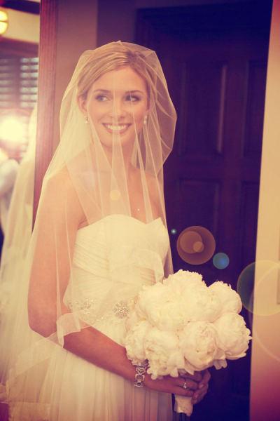 Looks we Love, veil, beauty, bouquet, white