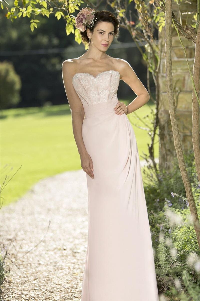 My Stuff, https://www.antebrands.com/en/true-bride/72603-true-bride-true-bridesmaids-style-m677.html