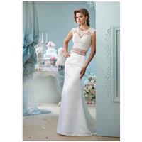 https://www.celermarry.com/enchanting-by-mon-cheri/9069-enchanting-by-mon-cheri-116131-wedding-dress