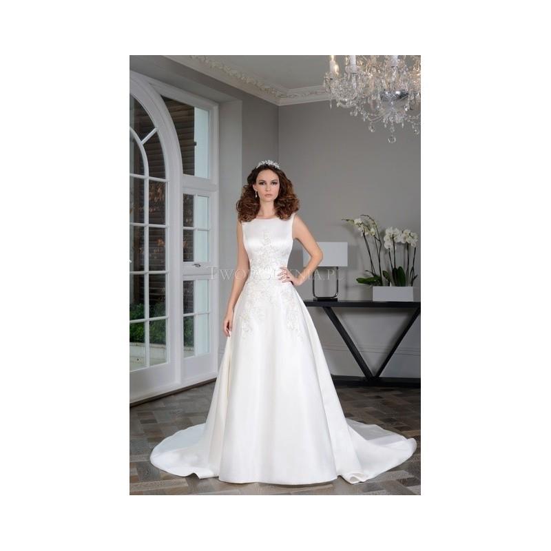 My Stuff, https://www.weddressous.com/en/veromia/21057-veromia-2015-vr61463.html