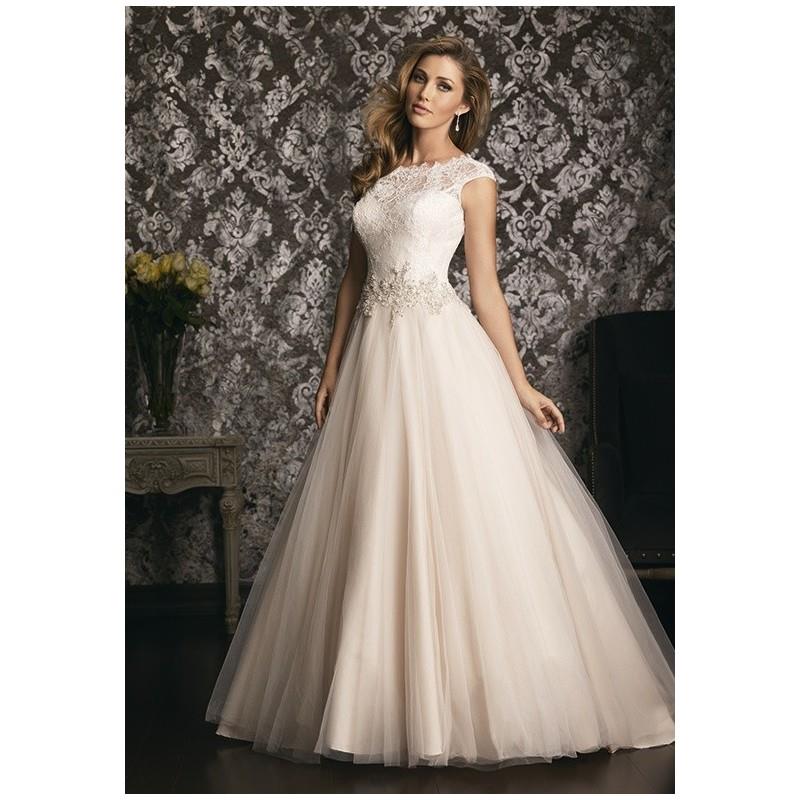 My Stuff, https://www.extralace.com/ball-gown/3307-allure-bridals-9022.html