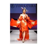 https://www.retroic.com/yumi-katsura/15171-yumi-katsura-fall-2016.html