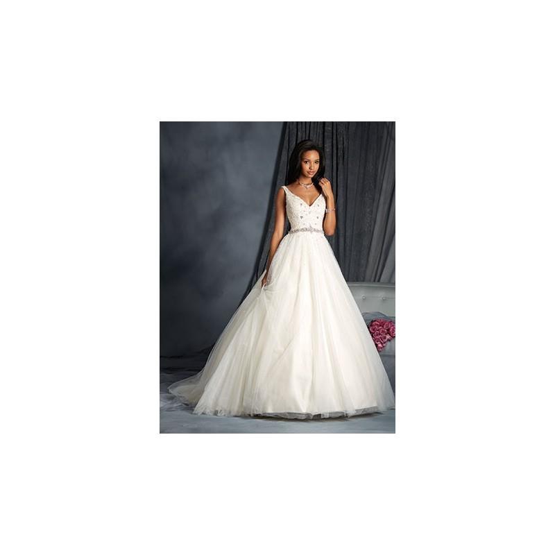 wedding, https://www.antebrands.com/en/alfred-angelo/90857-alfred-angelo-bridal-style-2572.html