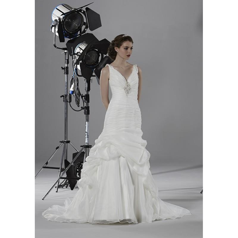 My Stuff, https://www.homonoble.com/1197-romantica-bridal-2014-rosemary.html