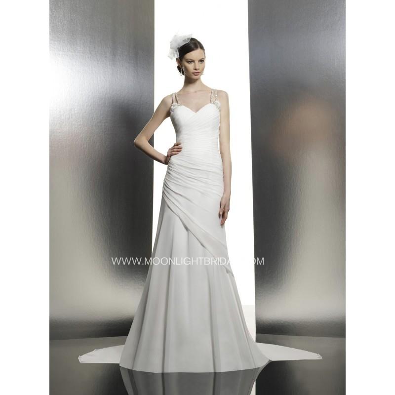 My Stuff, https://www.homoclassic.com/en/moonlight/4521-moonlight-tango-wedding-dresses-style-t633.h