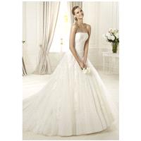 https://www.extralace.com/princess/5897-pronovias-donaire.html