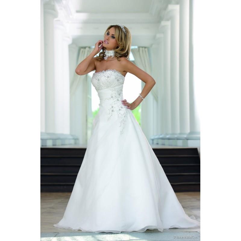 My Stuff, Ladybird - 31030 - 2011/2012 - Glamorous Wedding Dresses|Dresses in 2017|Affordable Bridal