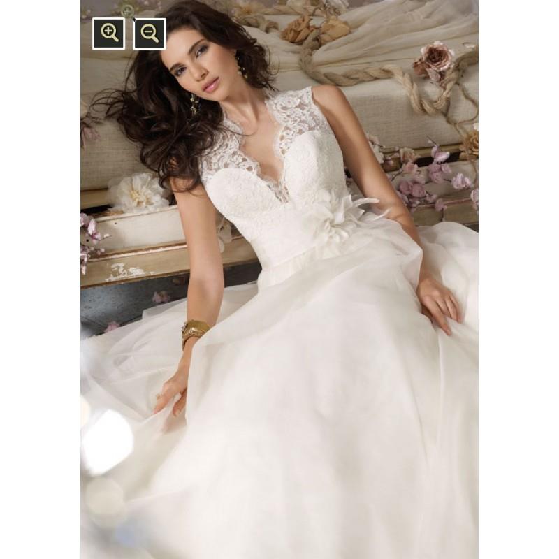 My Stuff, JLM Couture JH8063 Bridal Gown (2010) (JLM10_JH8063BG) - Crazy Sale Formal Dresses|Special