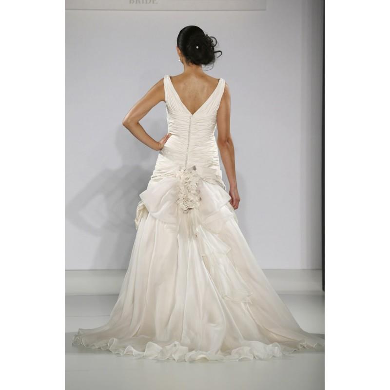 My Stuff, Ian Stuart - Bridal Fall 2013 878094 - granddressy.com