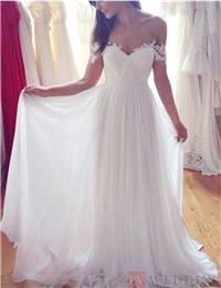 Bridal Dresses. Bateau Chiffon Wedding Dress With Appliques
