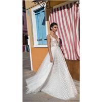 Gali Karten 2018 Embroidery Tulle Aline Sweet V-Neck Sleeveless Sweep Train Ivory Wedding Gown - 201