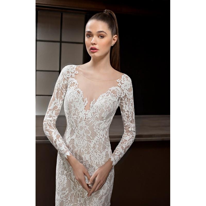 My Stuff, Robes de mariée Cosmobella 2017 - 7848 - Superbe magasin de mariage pas cher