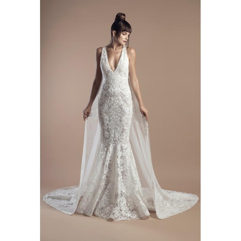 My Stuff, Tony Ward 2018 Arwen Elegant Watteau Train Ivory Mermaid V-Neck Sleeveless Lace Appliques