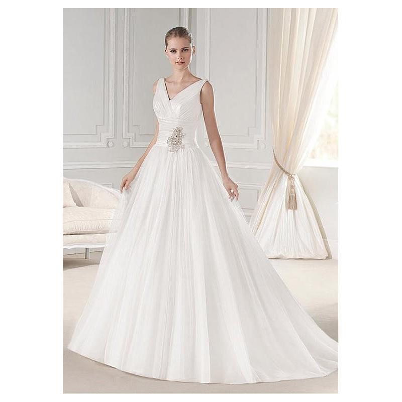 My Stuff, Elegant Tulle V-neck Neckline Natural Waistline A-line Wedding Dress With Beadings - overp