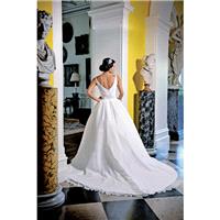 Ivory & Co Twilight Back - Royal Bride Dress from UK - Large Bridalwear Retailer