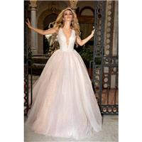 Louise Sposa 2018 Wisteria Blush Chapel Train Sweet Ball Gown Deep Plunging V-Neck Tulle Open V Back