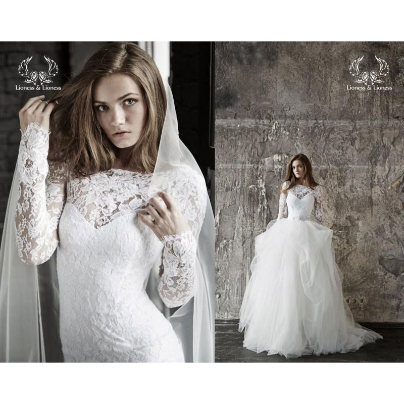 My Stuff, Wedding dress. Lace wedding dress. Long sleevs wedding dress Vera - Hand-made Beautiful Dr