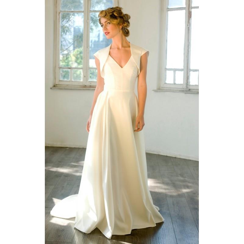 My Stuff, Custom made Chapel Train flattering wedding dress, New Ivory/White Wedding dress Bridal Go