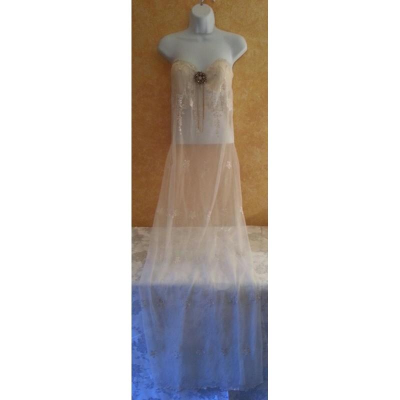 My Stuff, Vintage Style Ivory Lace Crystal Sheath Bridal Wedding Gown Boho Garden Bohemian Party Clu