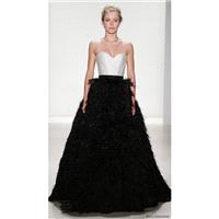 Kelly Faetanini Macbeth Spring/Summer 2018 Sleeveless Court Train Black Sweetheart Ball Gown Sweet S