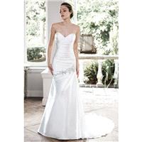 Maggie Sottero Style Bobbi - Truer Bride - Find your dreamy wedding dress