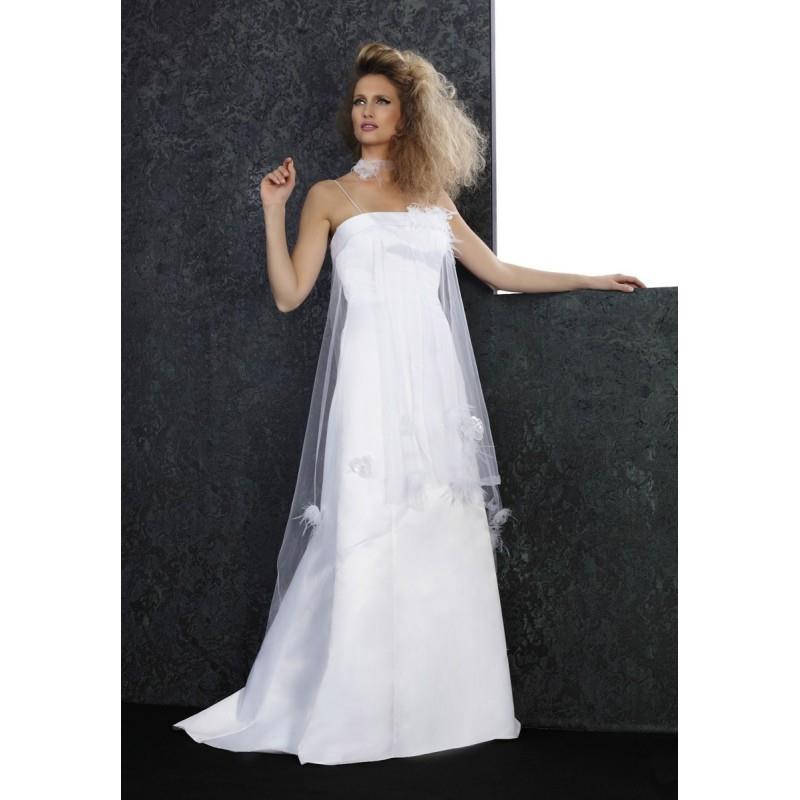My Stuff, Pia Benelli Prestige, Paillotte blanc - Superbes robes de mariée pas cher | Robes En solde