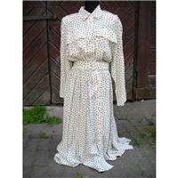 Sale 20% off/Vintage beauty 80 s cotton dress,size M/bridal/wedding/rustic/ unique,ecofriendly, to W