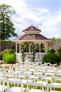 Wedding Venues. Outdoor Ceremony Space at County Arms.